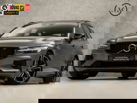 Volvo V60 - 2.0 T8 Twin Engine AWD R-Design 391Pk Automaat (PANORAMADAK, MEMORY SEATS, LEDER, STOELVERWARMING/KOELING, KEYLESS, SPORTSTOELEN, ZWART HEMEL, ADAPTIVE CRUISE, DRIVE MODE, NIEUWSTAAT)