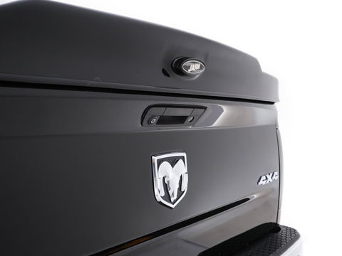 Dodge Ram 1500 5.7 V8 4x4 Quad Cab 6'4 [ 5-Pers. ] Aut. *PANO | FULL-LEATHER | XENON | ALPINE-SOUNDSYSTEM | DAB+ | NAVI-FULLMAP | KEYLESS | CAMERA | HEATED-COMFORTSEATS | ECC | PDC | CRUISE | TOWBAR | 20''ALU*