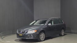 Volvo V70 - 1.6 T4 Limited Edition | Automaat | Leder | Trekhaak | Stoelverwarming