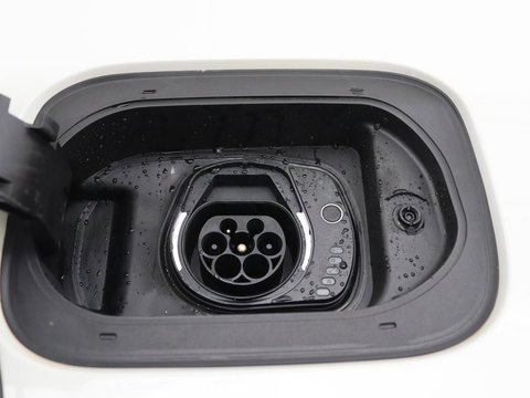 Jeep Compass 4xe 240 Plug-in Hybrid Electric S | Leder | Stoel & stuurverwarming | Alpine Sound | Camera | Bi-Xenon | Memory | Keyless | Carplay | Navigatie | PHEV