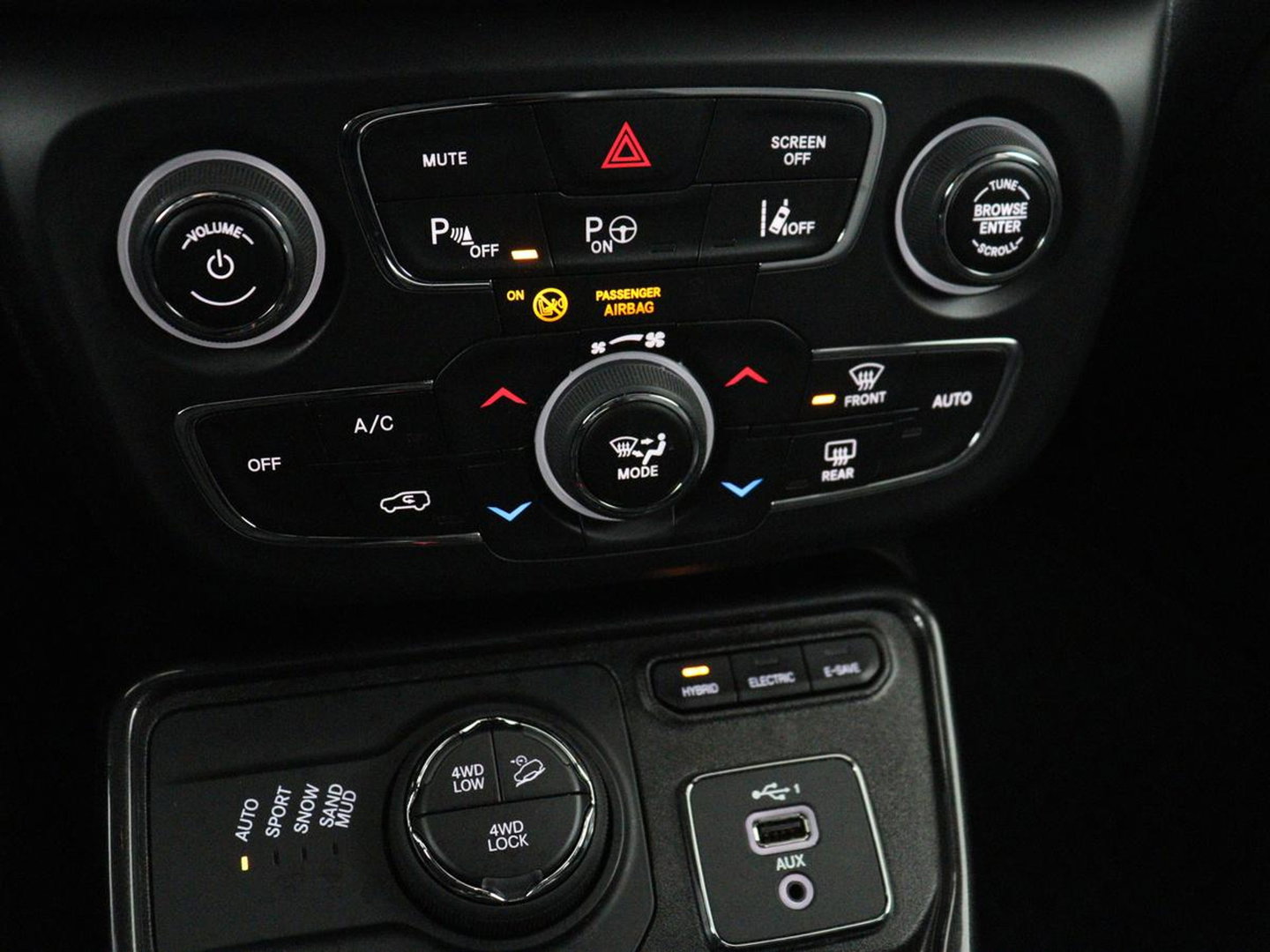Jeep Compass 4xe 240 Plug-in Hybrid Electric S | Leder | Stoel & stuurverwarming | Alpine Sound | Camera | Bi-Xenon | Memory | Keyless | Carplay | Navigatie | PHEV