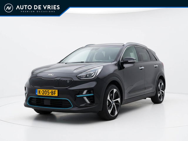 Kia e-Niro - ExecutiveLine 64 kWh 3-fase | SOH 100% | Zwart leder | 18" Velgen | Carplay | Camera