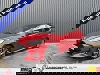 Toyota Yaris - 1.5 Hybrid Executive / Bi tone | Pano dak | Emotional Red | PDC V+A | BSM | Rijklaar!!