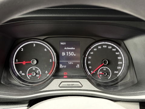 Volkswagen Transporter 2.0 TDI L2H1 STOELVERWARMING | PURE GREY | CARPLAY |