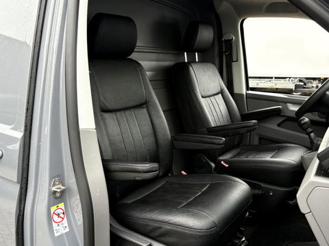 Volkswagen Transporter 2.0 TDI L2H1 STOELVERWARMING | PURE GREY | CARPLAY |
