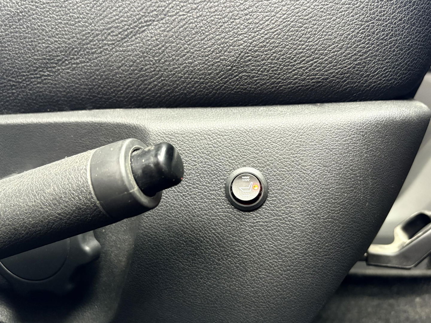 Volkswagen Transporter 2.0 TDI L2H1 STOELVERWARMING | PURE GREY | CARPLAY |