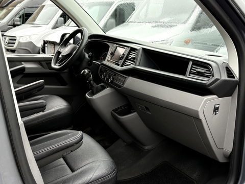 Volkswagen Transporter 2.0 TDI L2H1 STOELVERWARMING | PURE GREY | CARPLAY |