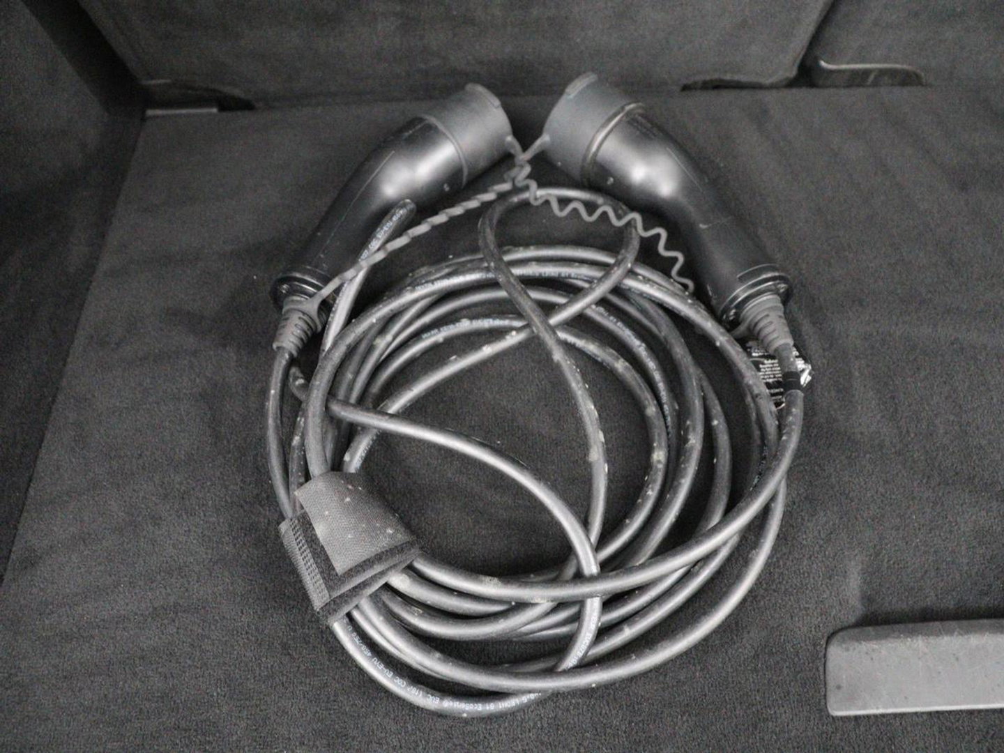 Volvo XC90 2.0 T8 AWD R-Design | Panoramadak | Stoelventilatie | Head-Up | Massage | 360 Camera | Leder | Adaptive cruise | Carplay | Harman/Kardon | Achterbankverwarming | Navigatie | PHEV | Plug In