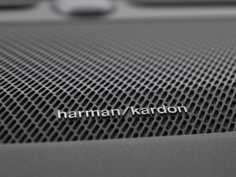 Volvo XC90 2.0 T8 AWD R-Design | Panoramadak | Stoelventilatie | Head-Up | Massage | 360 Camera | Leder | Adaptive cruise | Carplay | Harman/Kardon | Achterbankverwarming | Navigatie | PHEV | Plug In