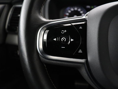 Volvo XC90 2.0 T8 AWD R-Design | Panoramadak | Stoelventilatie | Head-Up | Massage | 360 Camera | Leder | Adaptive cruise | Carplay | Harman/Kardon | Achterbankverwarming | Navigatie | PHEV | Plug In