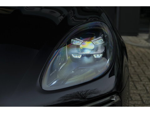 Porsche Macan 2.9 Turbo 441pk Panoramadak Luchtvering Adaptive cruise PDLS plus 18-weg stoelen