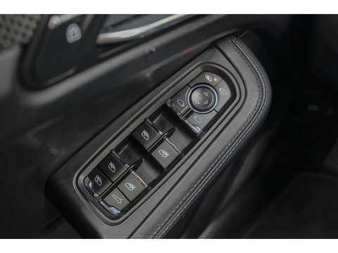 Porsche Macan 2.9 Turbo 441pk Panoramadak Luchtvering Adaptive cruise PDLS plus 18-weg stoelen