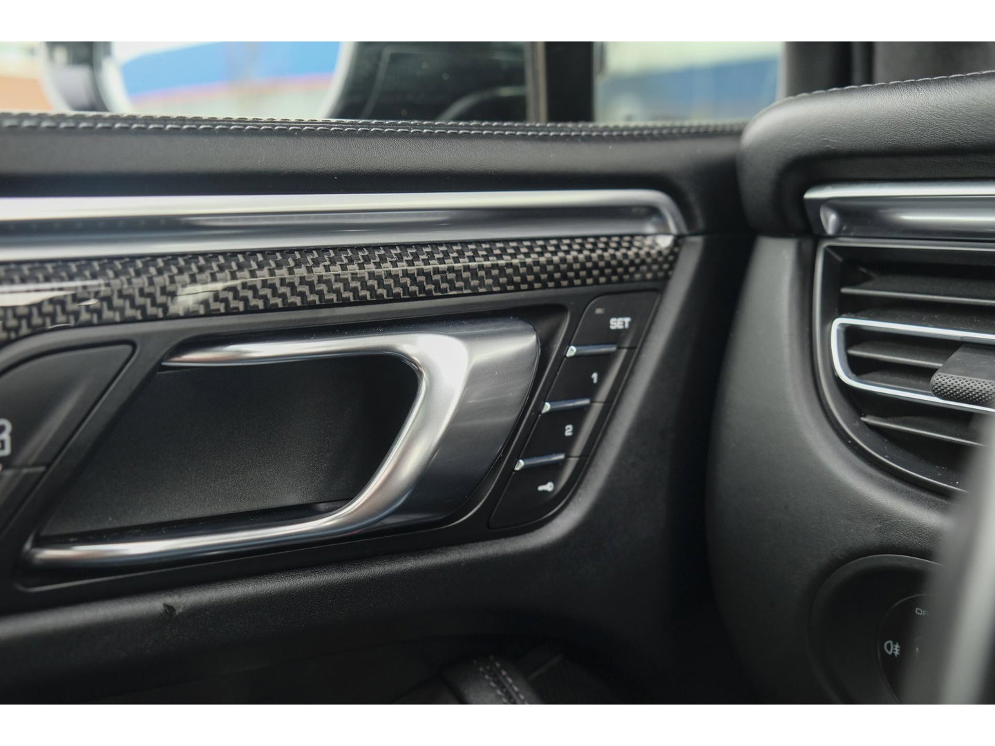 Porsche Macan 2.9 Turbo 441pk Panoramadak Luchtvering Adaptive cruise PDLS plus 18-weg stoelen