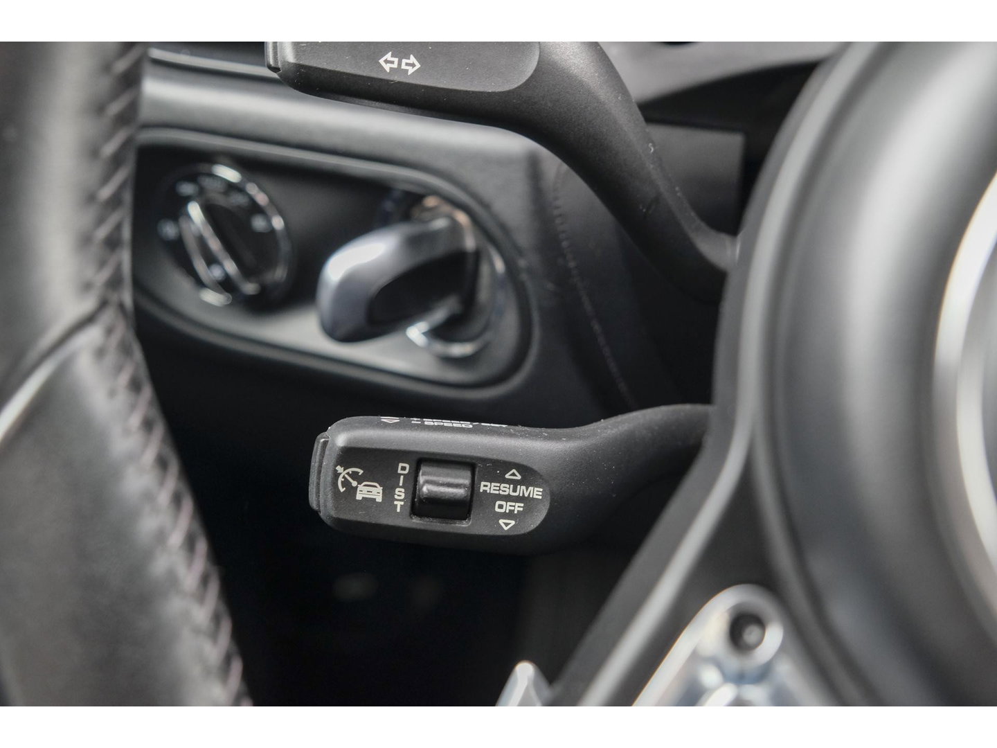 Porsche Macan 2.9 Turbo 441pk Panoramadak Luchtvering Adaptive cruise PDLS plus 18-weg stoelen