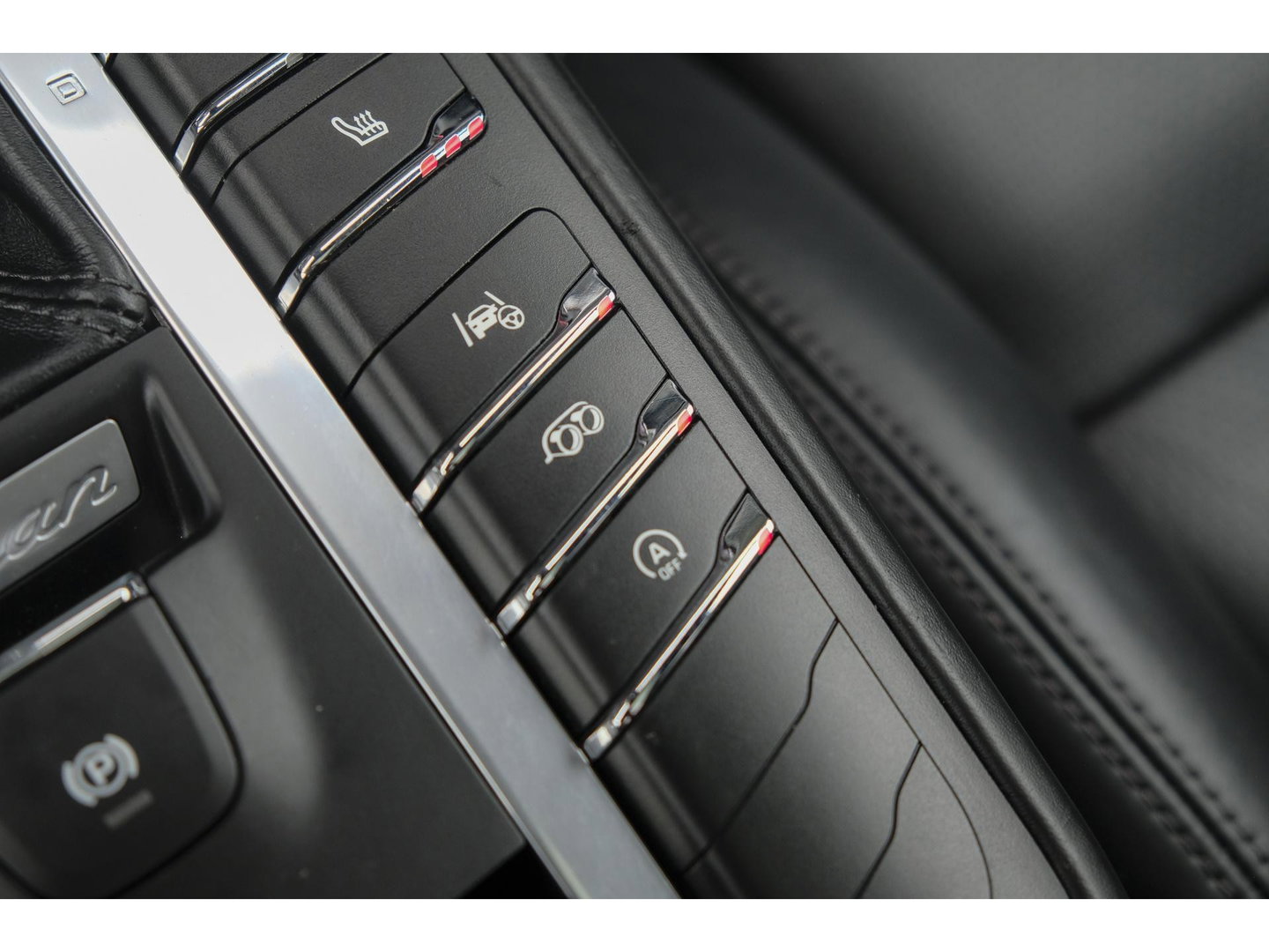 Porsche Macan 2.9 Turbo 441pk Panoramadak Luchtvering Adaptive cruise PDLS plus 18-weg stoelen