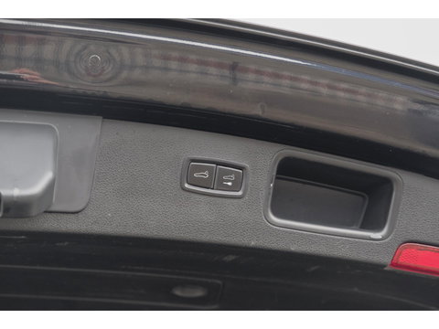 Porsche Macan 2.9 Turbo 441pk Panoramadak Luchtvering Adaptive cruise PDLS plus 18-weg stoelen