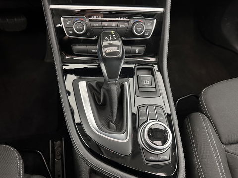 BMW 2 Serie Active Tourer 225xe iPerformance Centennial Executive (INCL.BTW) *PANO | FULL-LED | SPORT-SEATS | NAVI-FULLMAP | KEYLESS | DAB+ | ECC | PDC | CRUISE | 18''ALU*