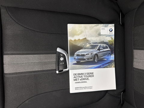 BMW 2 Serie Active Tourer 225xe iPerformance Centennial Executive (INCL.BTW) *PANO | FULL-LED | SPORT-SEATS | NAVI-FULLMAP | KEYLESS | DAB+ | ECC | PDC | CRUISE | 18''ALU*