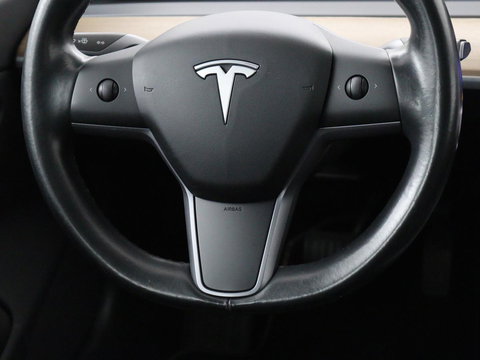 Tesla Model 3 Long Range RWD 75 kWh | SOH 91,8% | Panoramadak | Autopilot | Leder | Stoelverwarming | 360 Camera | Keyless | Full LED | Navigatie