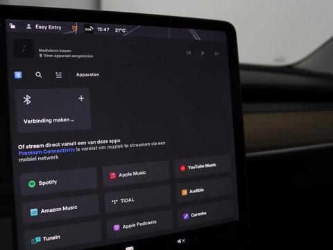 Tesla Model 3 Long Range RWD 75 kWh | SOH 91,8% | Panoramadak | Autopilot | Leder | Stoelverwarming | 360 Camera | Keyless | Full LED | Navigatie