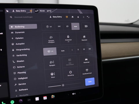 Tesla Model 3 Long Range RWD 75 kWh | SOH 91,8% | Panoramadak | Autopilot | Leder | Stoelverwarming | 360 Camera | Keyless | Full LED | Navigatie