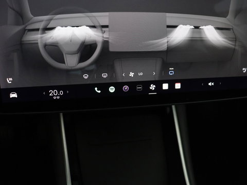 Tesla Model 3 Long Range RWD 75 kWh | SOH 91,8% | Panoramadak | Autopilot | Leder | Stoelverwarming | 360 Camera | Keyless | Full LED | Navigatie