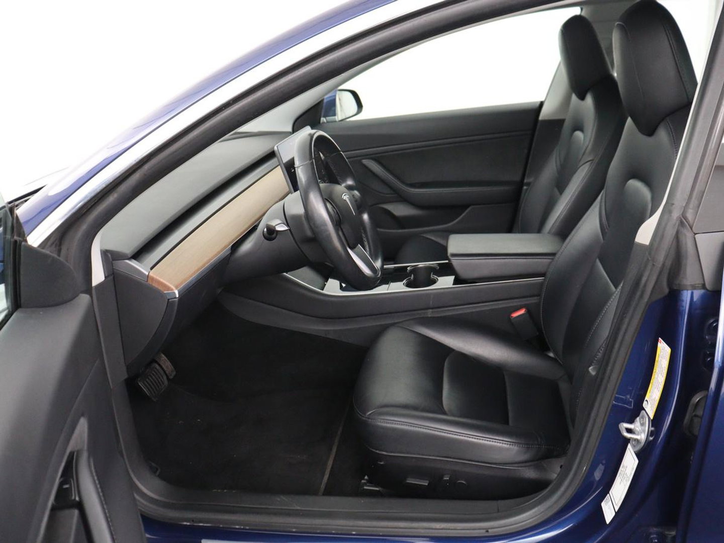 Tesla Model 3 Long Range RWD 75 kWh | SOH 91,8% | Panoramadak | Autopilot | Leder | Stoelverwarming | 360 Camera | Keyless | Full LED | Navigatie