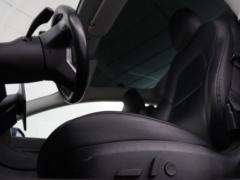 Tesla Model 3 Long Range RWD 75 kWh | SOH 91,8% | Panoramadak | Autopilot | Leder | Stoelverwarming | 360 Camera | Keyless | Full LED | Navigatie