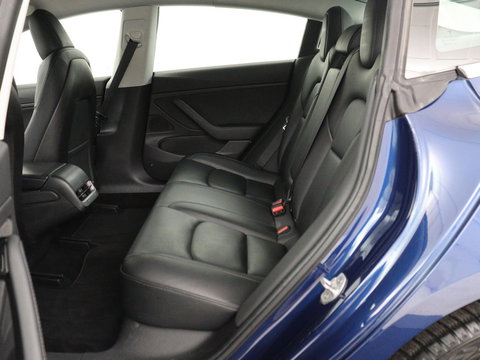 Tesla Model 3 Long Range RWD 75 kWh | SOH 91,8% | Panoramadak | Autopilot | Leder | Stoelverwarming | 360 Camera | Keyless | Full LED | Navigatie
