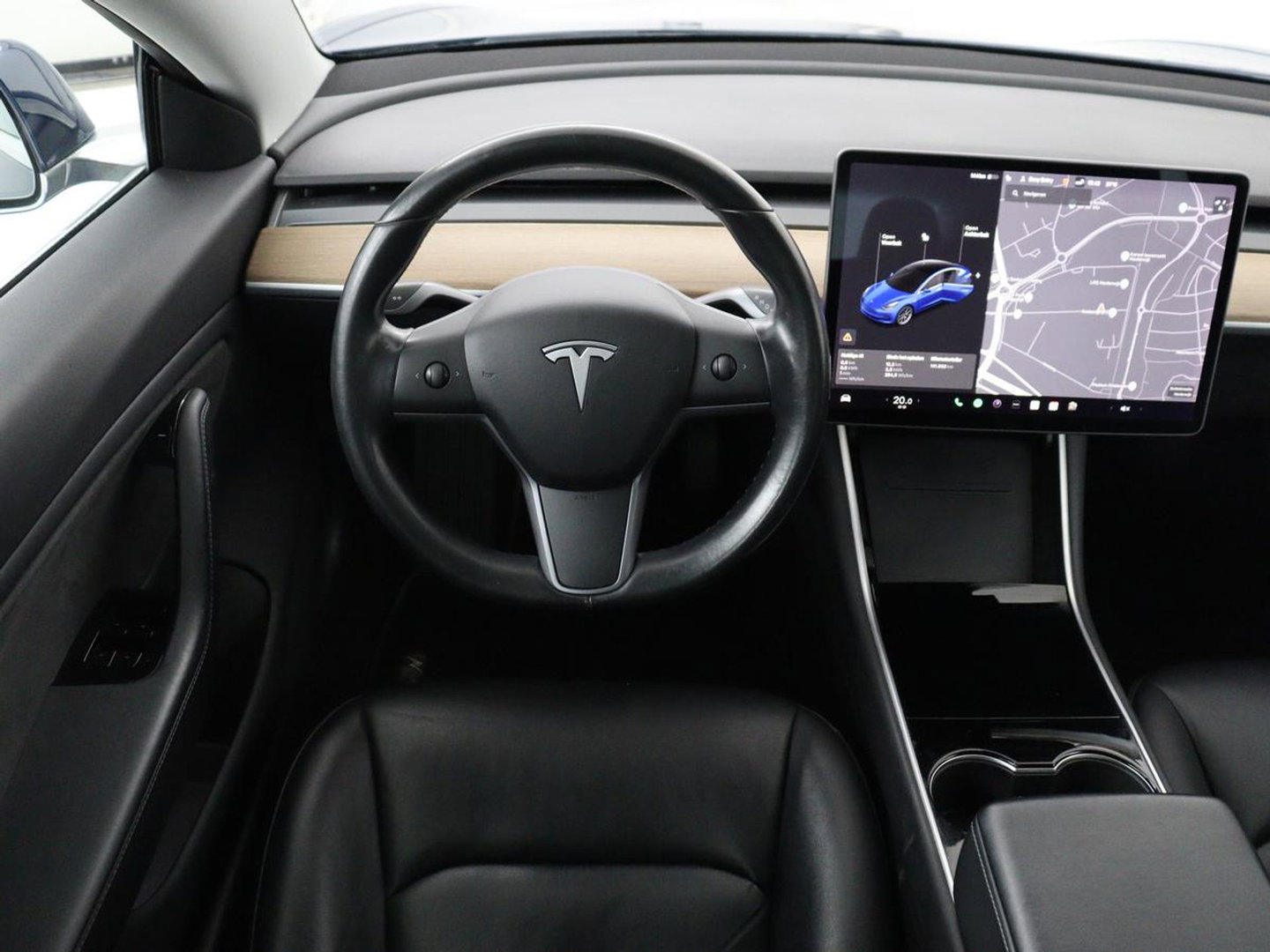 Tesla Model 3 Long Range RWD 75 kWh | SOH 91,8% | Panoramadak | Autopilot | Leder | Stoelverwarming | 360 Camera | Keyless | Full LED | Navigatie