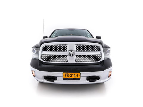 Dodge Ram 1500 5.7 V8 4x4 Quad Cab 6'4 [ 5-Pers. ] Aut. *PANO | FULL-LEATHER | XENON | ALPINE-SOUNDSYSTEM | DAB+ | NAVI-FULLMAP | KEYLESS | CAMERA | HEATED-COMFORTSEATS | ECC | PDC | CRUISE | TOWBAR | 20''ALU*