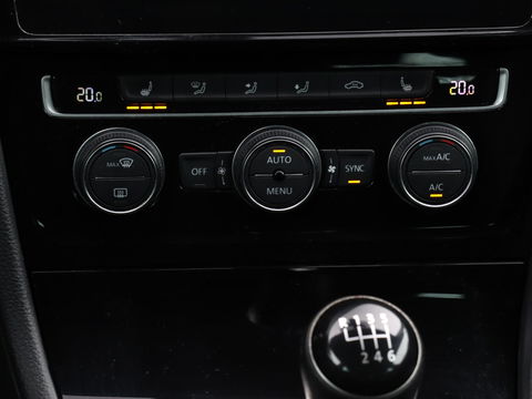 Volkswagen Golf Variant 1.0 TSI Highline Business R-LINE