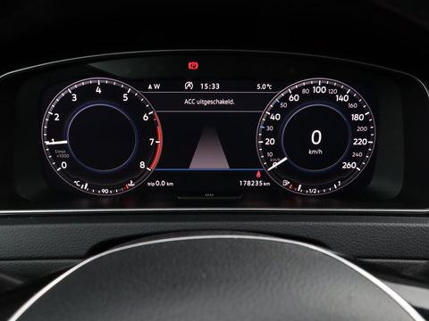 Volkswagen Golf Variant 1.0 TSI Highline Business R-LINE