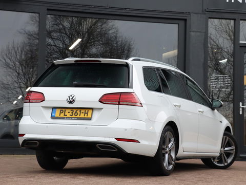 Volkswagen Golf Variant 1.0 TSI Highline Business R-LINE