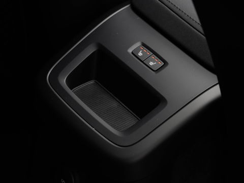 Volvo XC60 T6 AWD Plus Dark MY26 | Pano HeadUp Trekhaak 20'' Harman Kardon