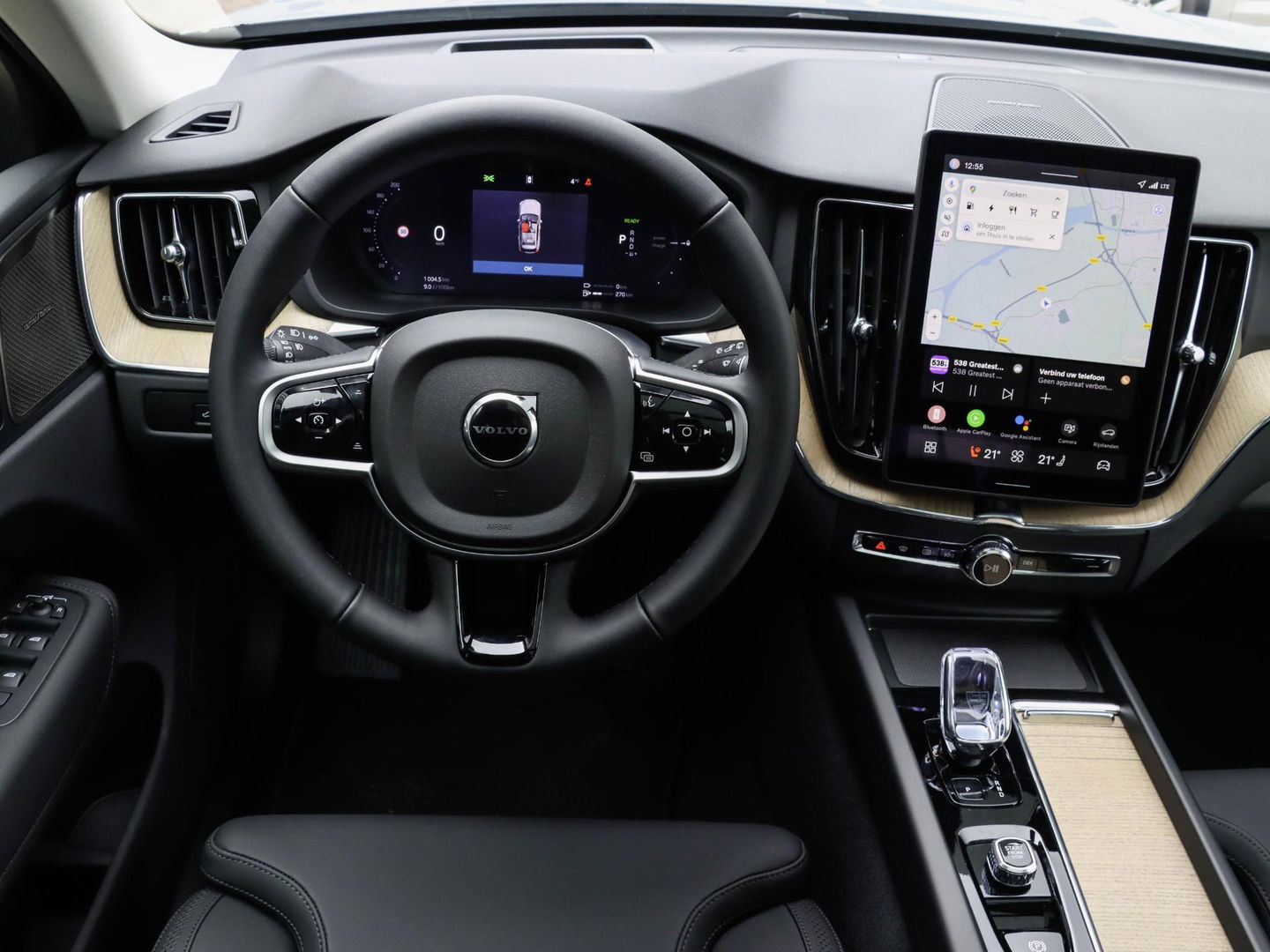 Volvo XC60 T6 AWD Plus Dark MY26 | Pano HeadUp Trekhaak 20'' Harman Kardon