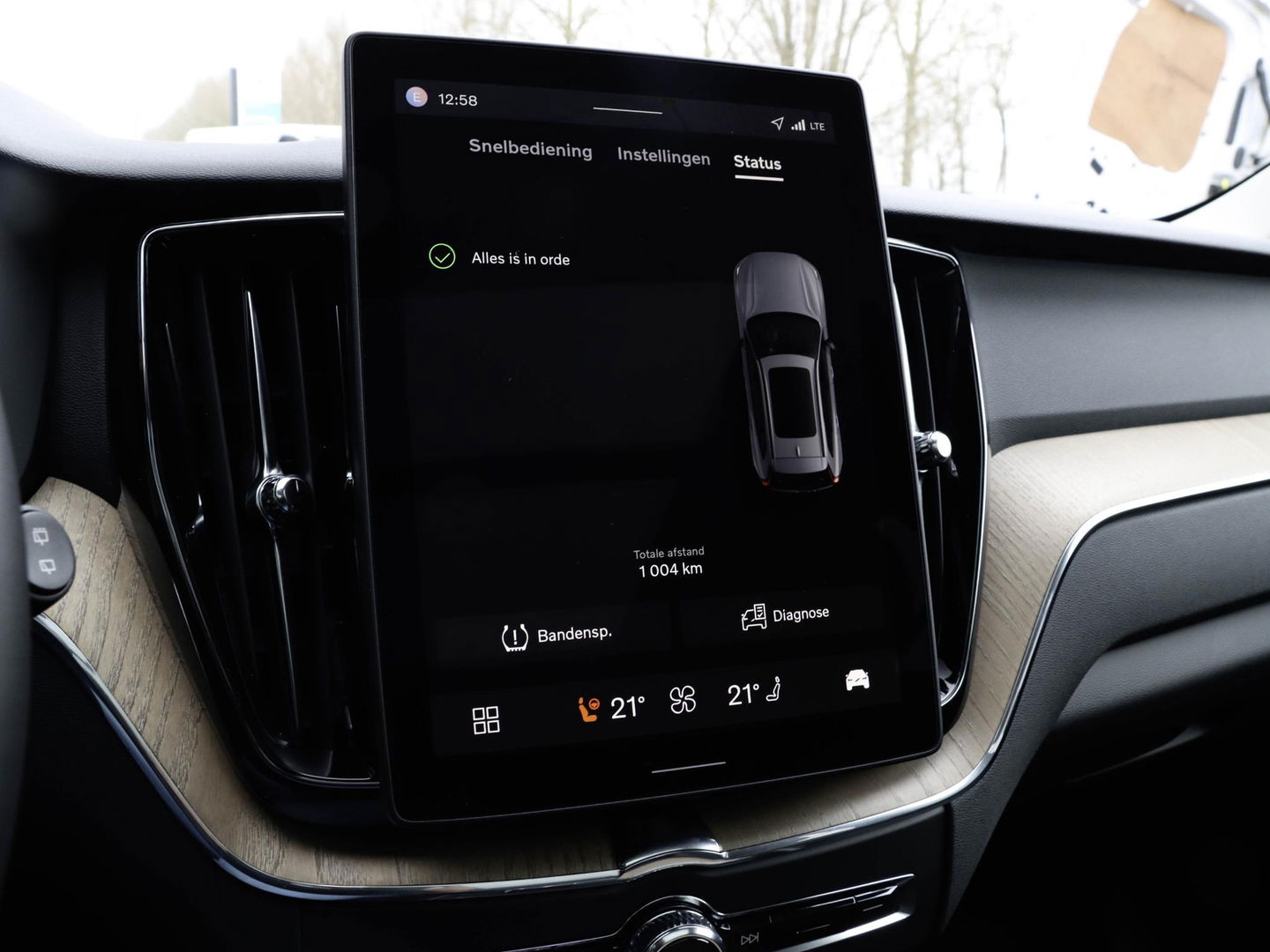 Volvo XC60 T6 AWD Plus Dark MY26 | Pano HeadUp Trekhaak 20'' Harman Kardon