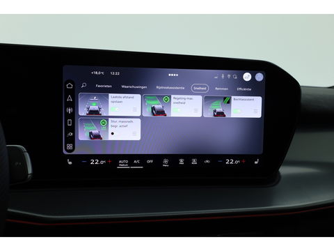 Audi Q3 Sportback 1.5 e-hybrid S edition 272pk | Facelift | Pano | Shadow Look Pro | Tech Pack Plus | Matrix LED | Elek. Trekhaak | 20'' |