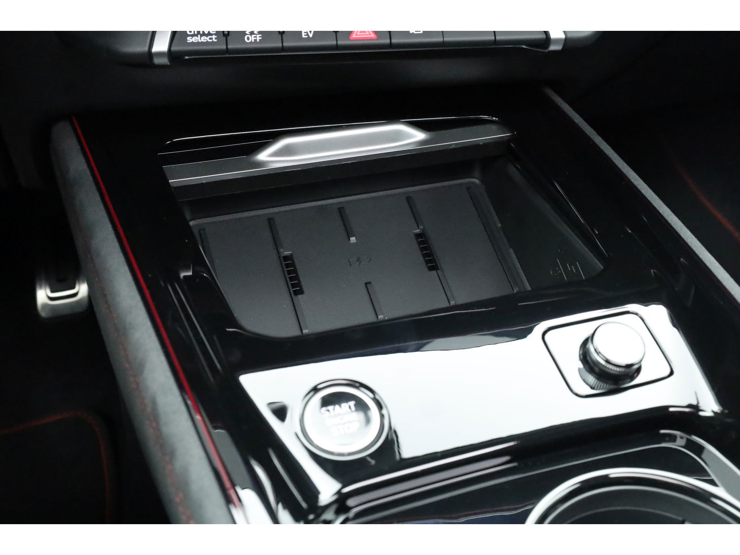 Audi Q3 Sportback 1.5 e-hybrid S edition 272pk | Facelift | Pano | Shadow Look Pro | Tech Pack Plus | Matrix LED | Elek. Trekhaak | 20'' |