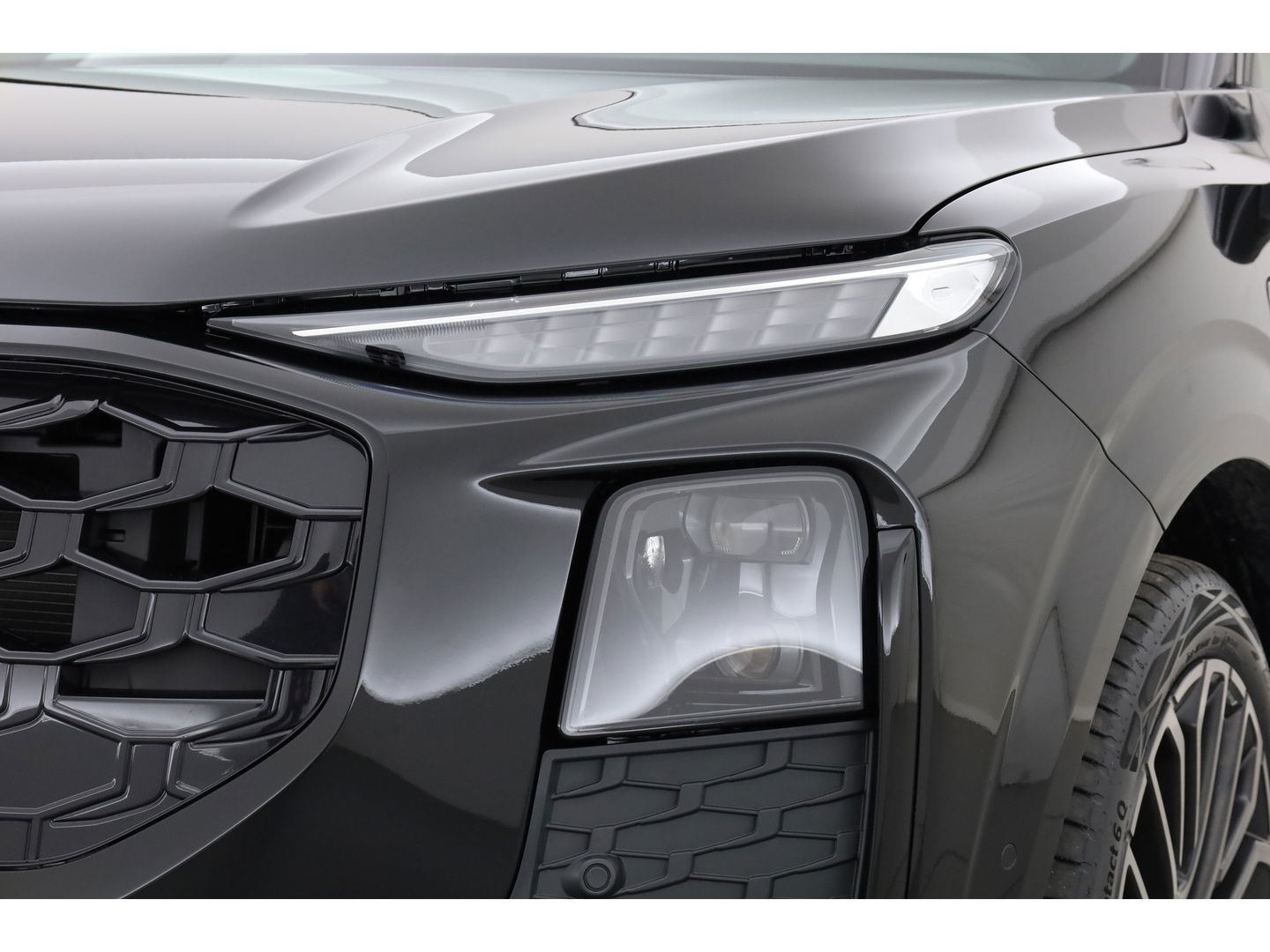 Audi Q3 Sportback 1.5 e-hybrid S edition 272pk | Facelift | Pano | Shadow Look Pro | Tech Pack Plus | Matrix LED | Elek. Trekhaak | 20'' |