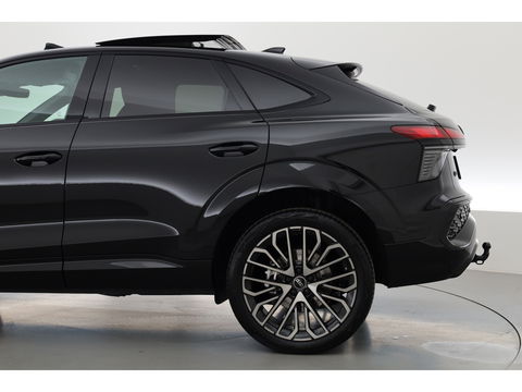 Audi Q3 Sportback 1.5 e-hybrid S edition 272pk | Facelift | Pano | Shadow Look Pro | Tech Pack Plus | Matrix LED | Elek. Trekhaak | 20'' |