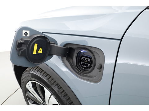 Volvo XC40 1.5 T5 Plug-in hybrid Ultimate Dark | SOH 95.6% | Pano | Adapt. Cruise | Stoel- stuurverw. | Harman Kardon | Keyless | Leder