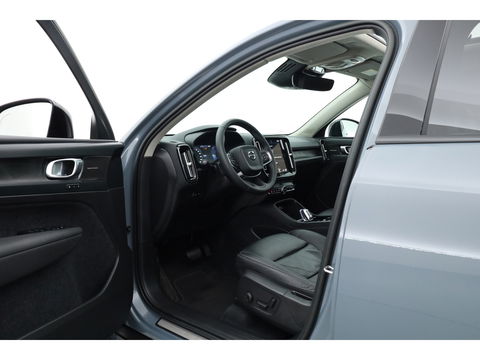 Volvo XC40 1.5 T5 Plug-in hybrid Ultimate Dark | SOH 95.6% | Pano | Adapt. Cruise | Stoel- stuurverw. | Harman Kardon | Keyless | Leder