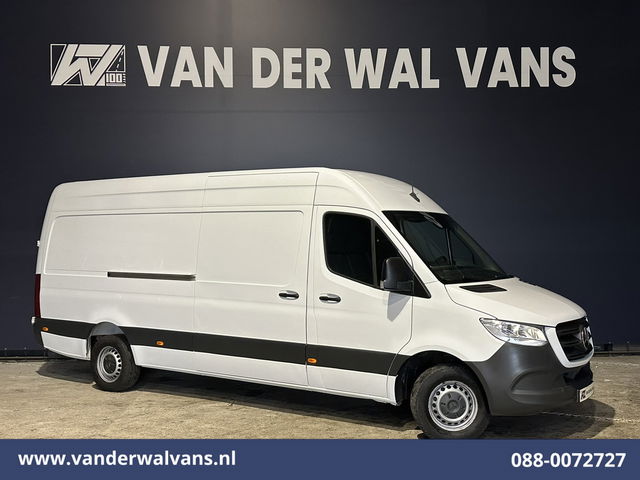Mercedes-Benz Sprinter - 317 CDI 170pk L3H2 Euro6 Airco | Camera | Apple Carplay | Cruisecontrol | Chauffeursstoel Android Auto, Stoelverwarming, Bijrijdersbank