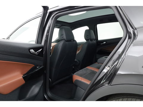 Volkswagen ID.4 Pro 77 kWh | SOH 95.5% | Pano | IQ. Light | Adapt. Cruise | Stoel- Stuurverw. | Keyless | Memory | Massage | HUD