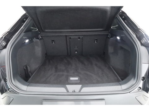 Volkswagen ID.4 Pro 77 kWh | SOH 95.5% | Pano | IQ. Light | Adapt. Cruise | Stoel- Stuurverw. | Keyless | Memory | Massage | HUD
