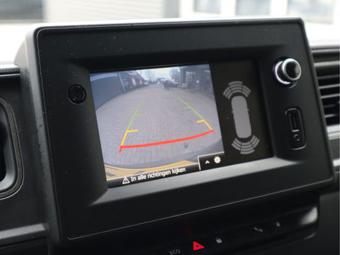 Renault Master 2.3 dCi 136pk Euro 6 L1H1 Imperiaal - Trekhaak - Camera - Navi