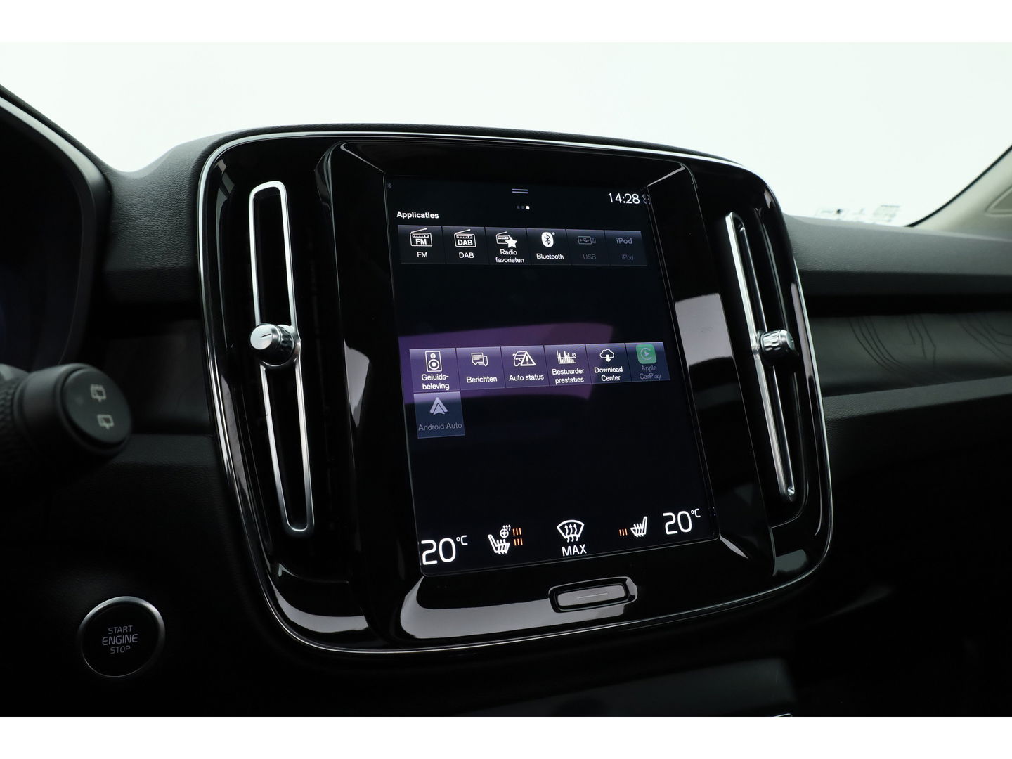 Volvo XC40 1.5 T4 Plug-in hybrid Plus Bright |SOH 96.9%| Pano | Leder | Harman Kardon | Memory | Dig. Cockpit | Cruise Control | Keyless