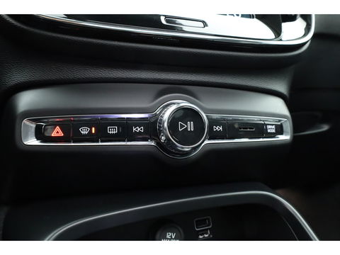 Volvo XC40 1.5 T4 Plug-in hybrid Plus Bright |SOH 96.9%| Pano | Leder | Harman Kardon | Memory | Dig. Cockpit | Cruise Control | Keyless