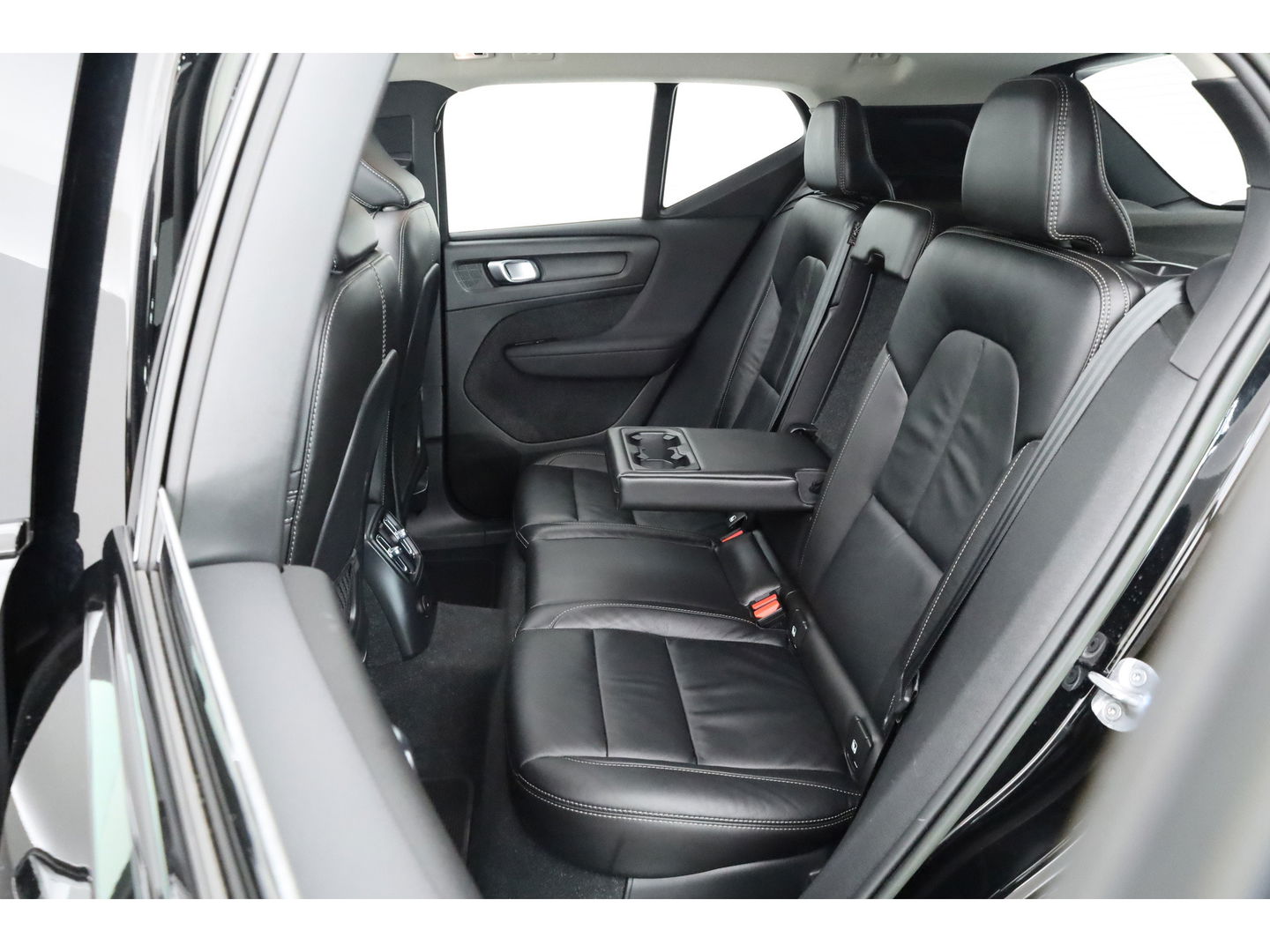 Volvo XC40 1.5 T4 Plug-in hybrid Plus Bright |SOH 96.9%| Pano | Leder | Harman Kardon | Memory | Dig. Cockpit | Cruise Control | Keyless